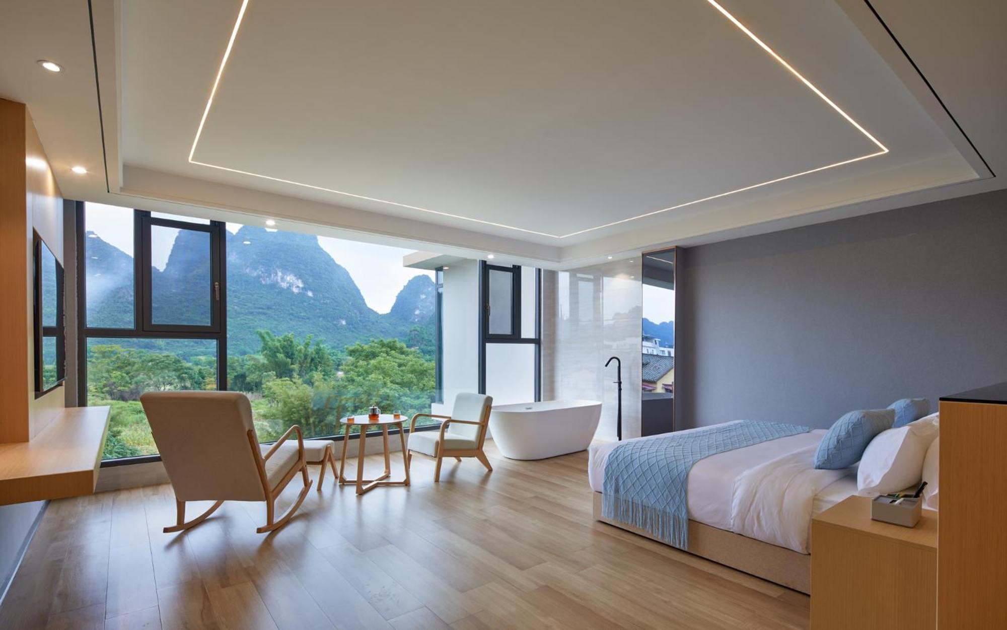 Yangshuo Fortune Lake Inn- One Way Free Pick Up From Airport Or Ts Over 3 Nights Exterior photo