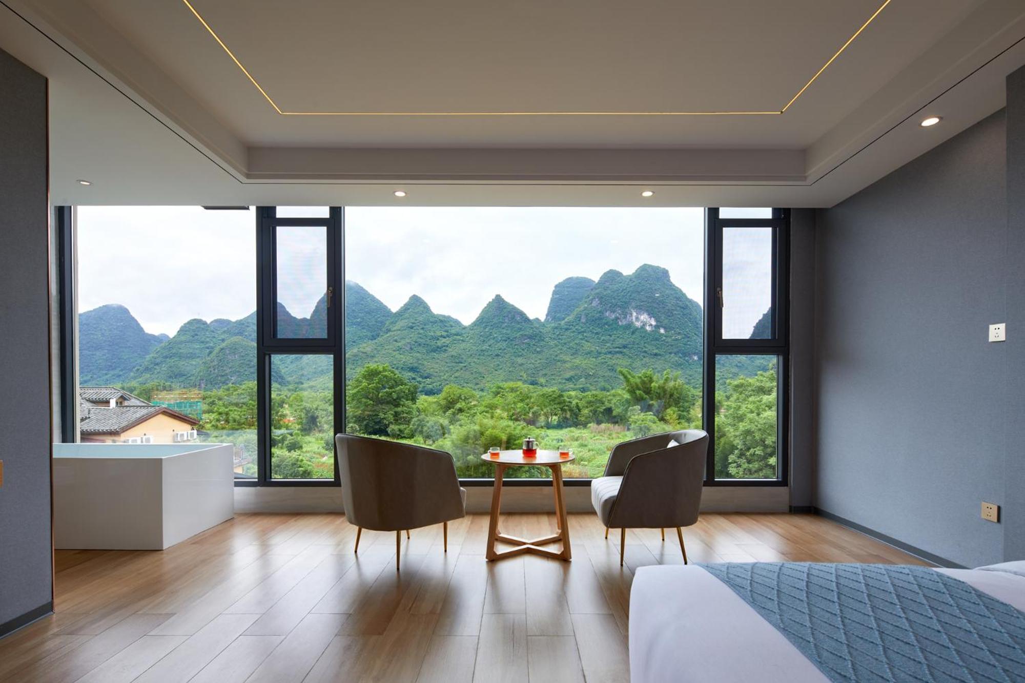 Yangshuo Fortune Lake Inn- One Way Free Pick Up From Airport Or Ts Over 3 Nights Exterior photo