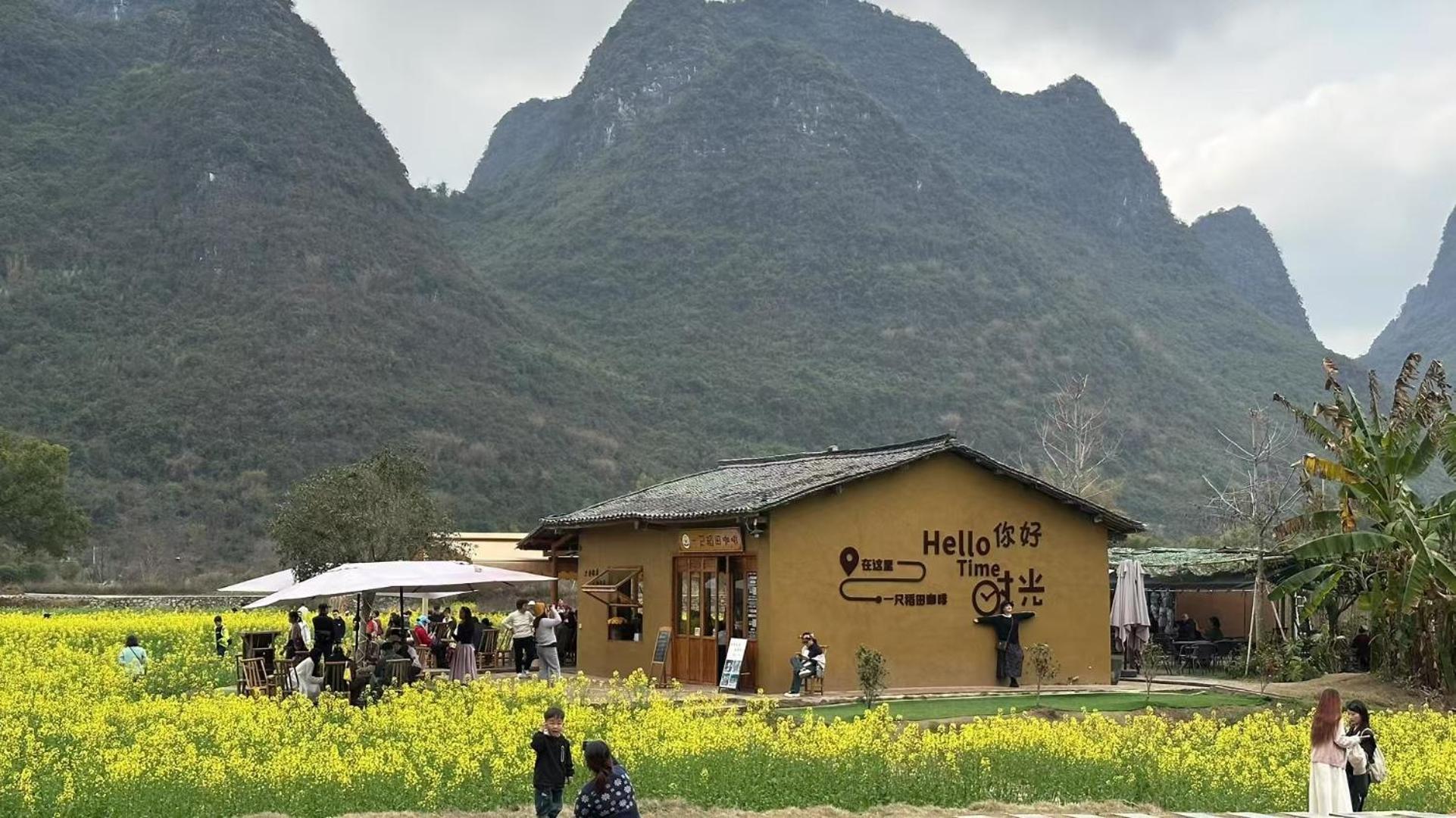 Yangshuo Fortune Lake Inn- One Way Free Pick Up From Airport Or Ts Over 3 Nights Exterior photo