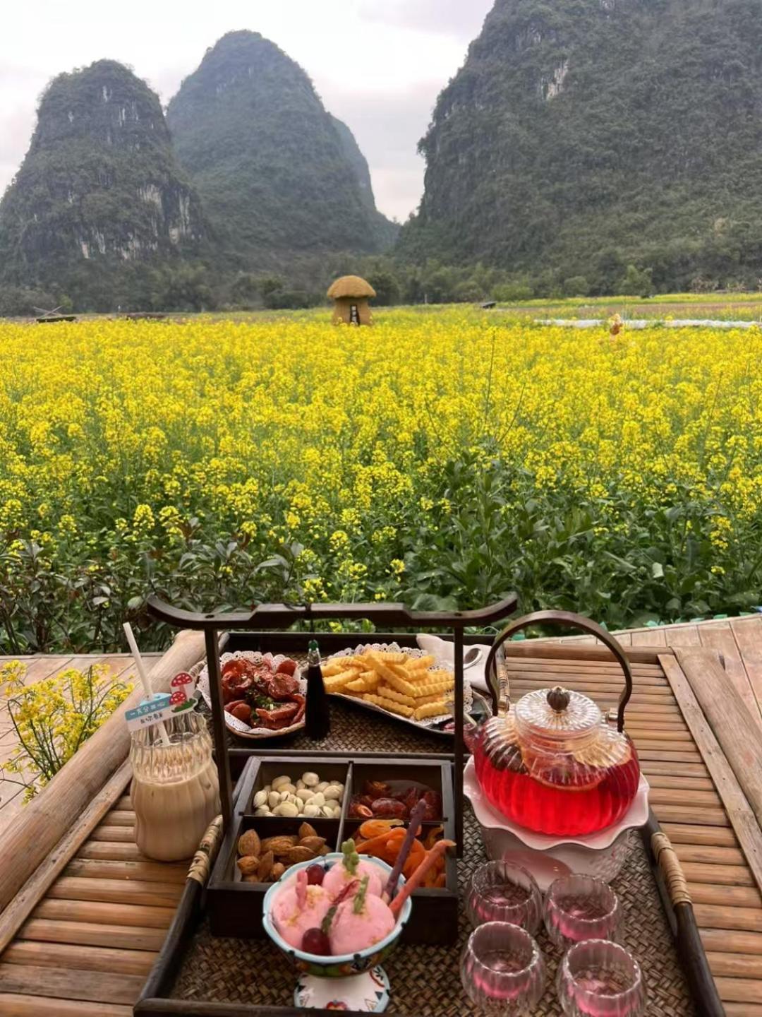 Yangshuo Fortune Lake Inn- One Way Free Pick Up From Airport Or Ts Over 3 Nights Exterior photo