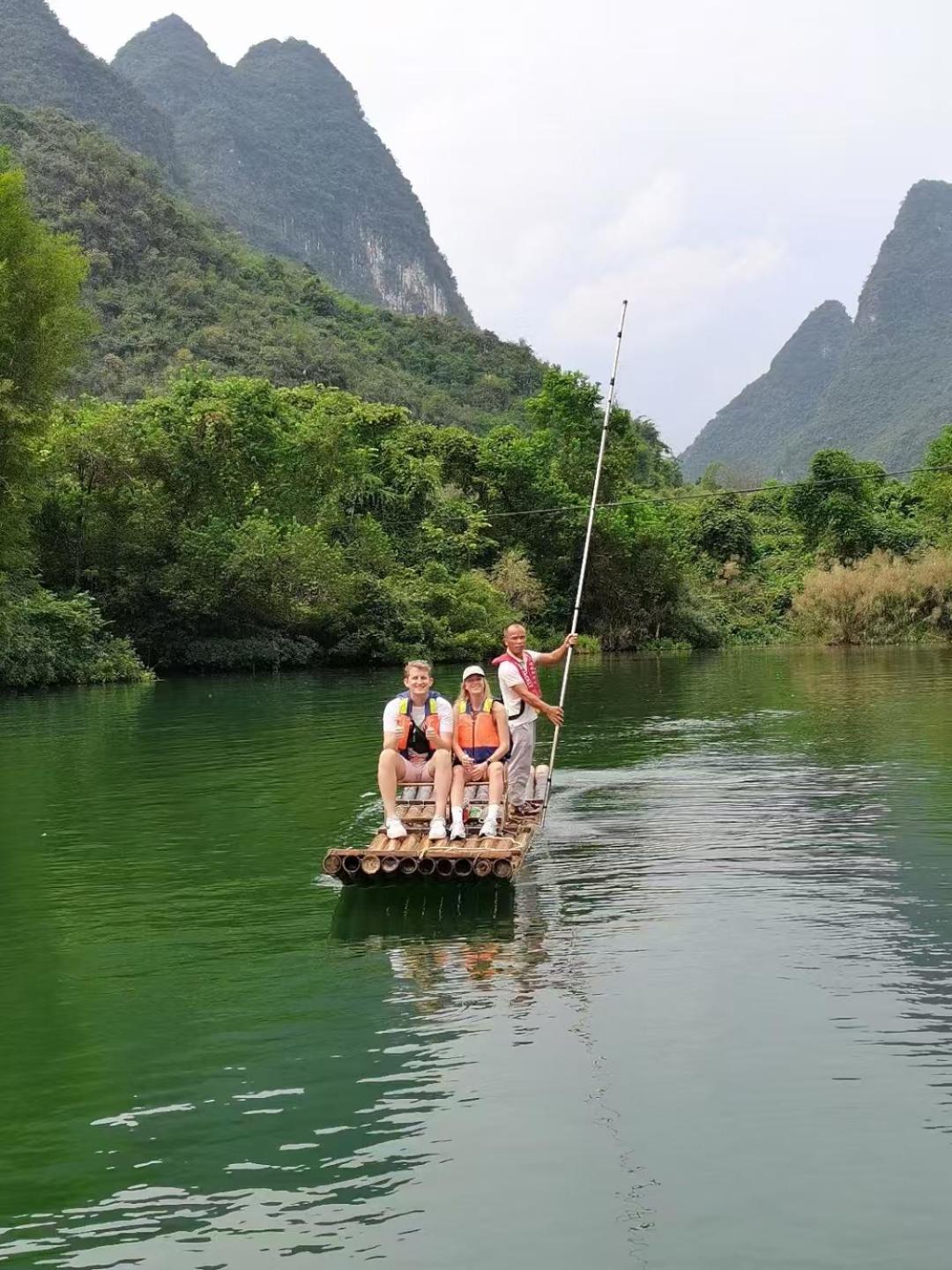 Yangshuo Fortune Lake Inn- One Way Free Pick Up From Airport Or Ts Over 3 Nights Exterior photo
