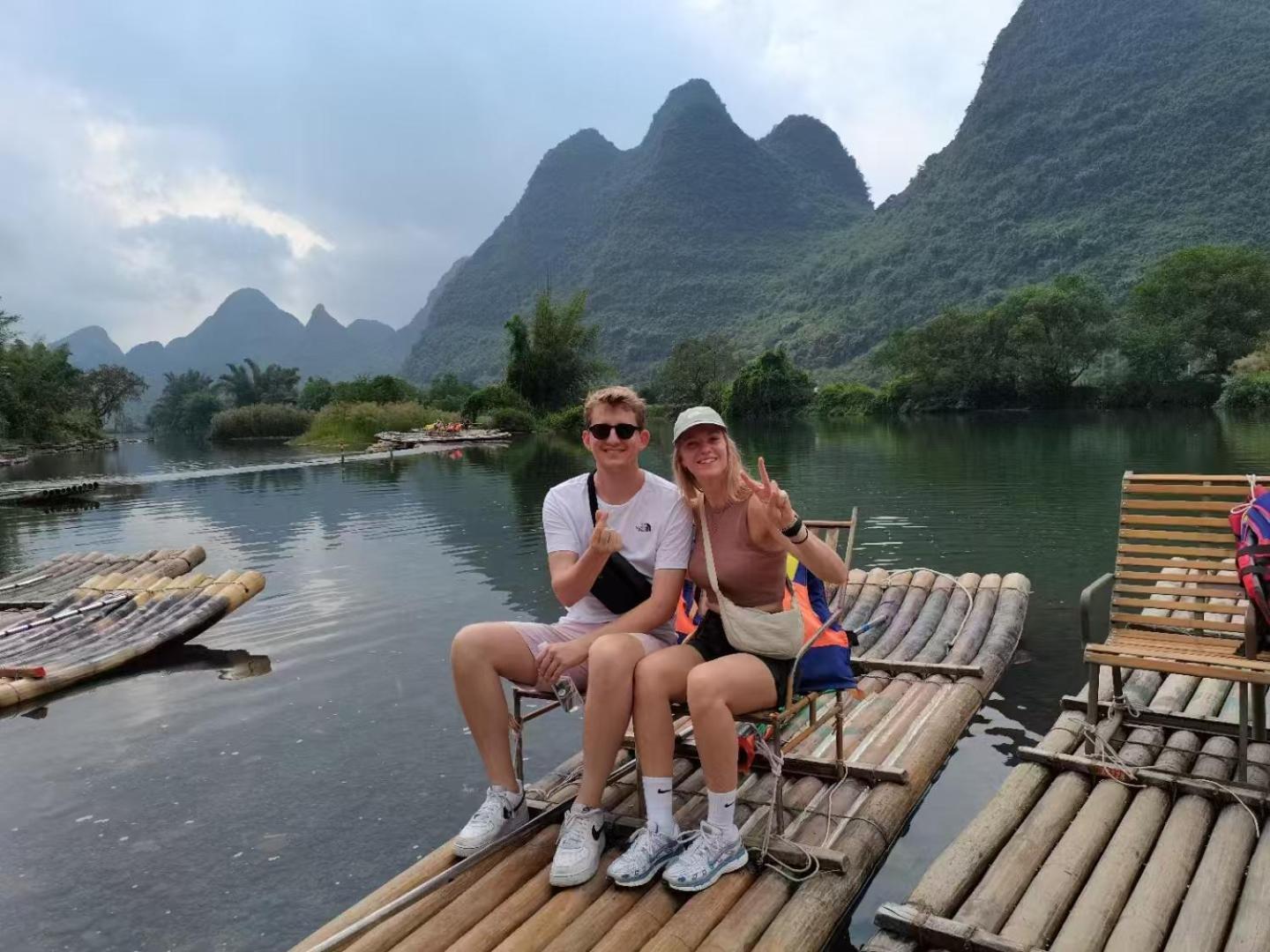 Yangshuo Fortune Lake Inn- One Way Free Pick Up From Airport Or Ts Over 3 Nights Exterior photo