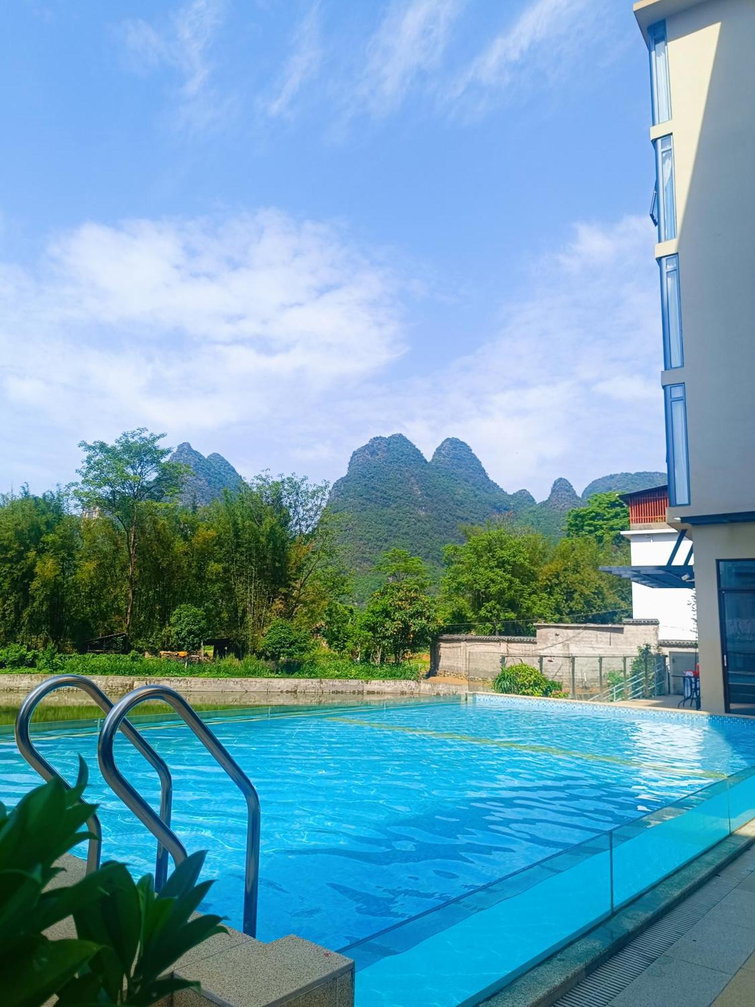 Yangshuo Fortune Lake Inn- One Way Free Pick Up From Airport Or Ts Over 3 Nights Exterior photo